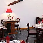 Caudron Hotell 2*